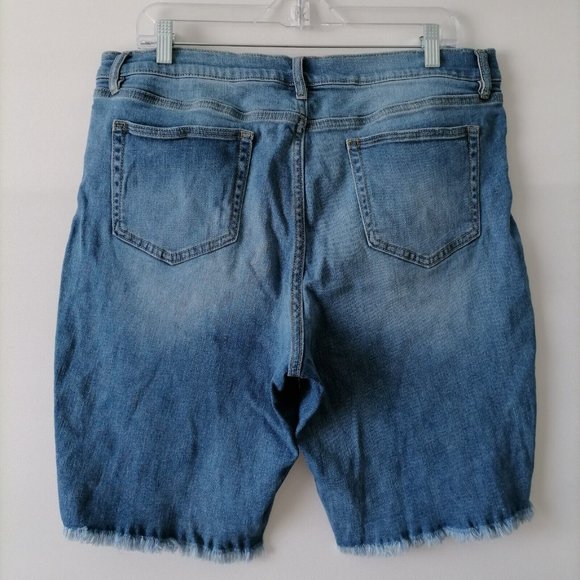 New York & Company Womens Blue Raw Hem Mid Rise Boyfriend Denim Shorts Size 16 - Picture 4 of 7